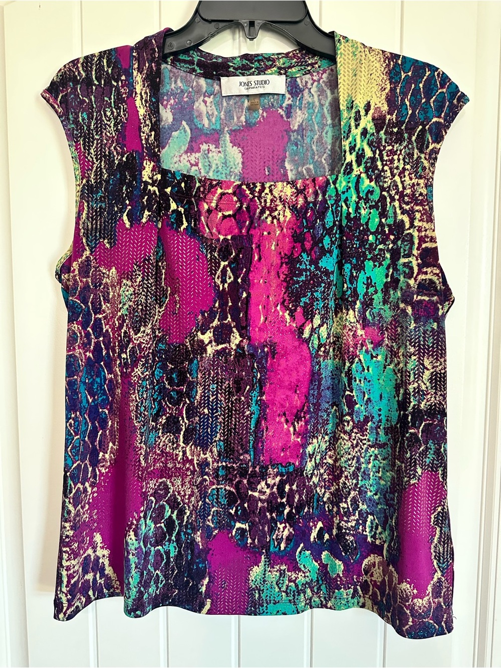 Jones studio blouse